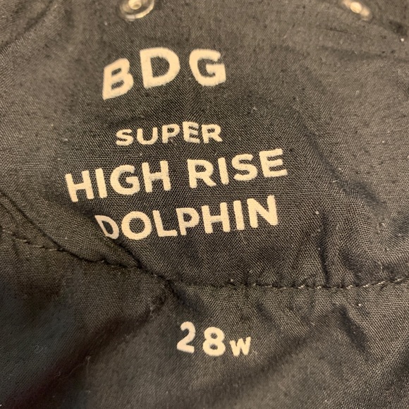 UO BDG Super High Rise Black Jean Shortsđ¤ - Picture 4 of 4